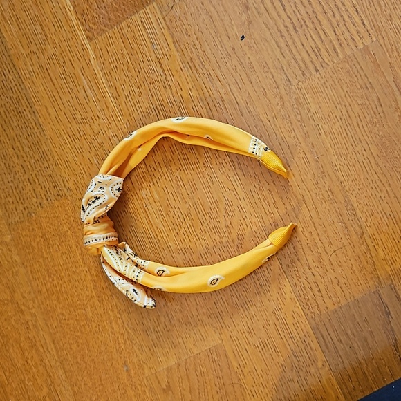 Headbands - Picture 3 of 8